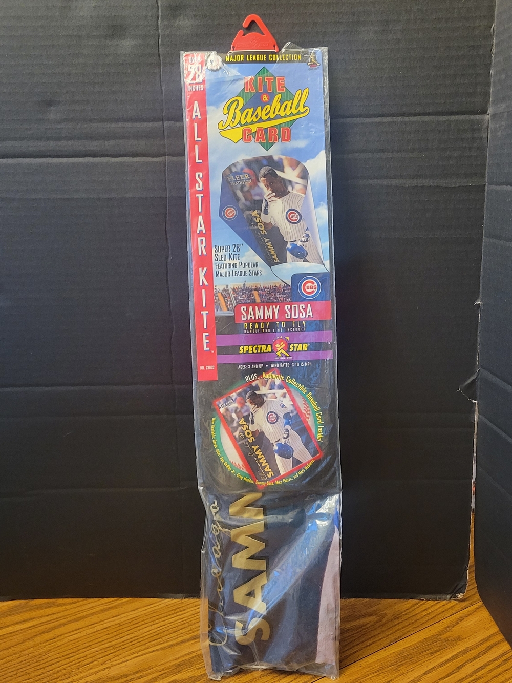 1999 NOS MLB Kite & Card Set Sammy Sosa Chicago Cubs